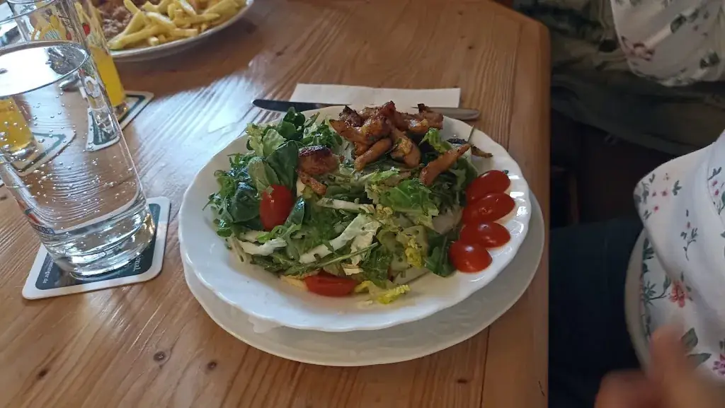 Nicole Eckert_Gasthaus Waldfriede_Anger_recensione