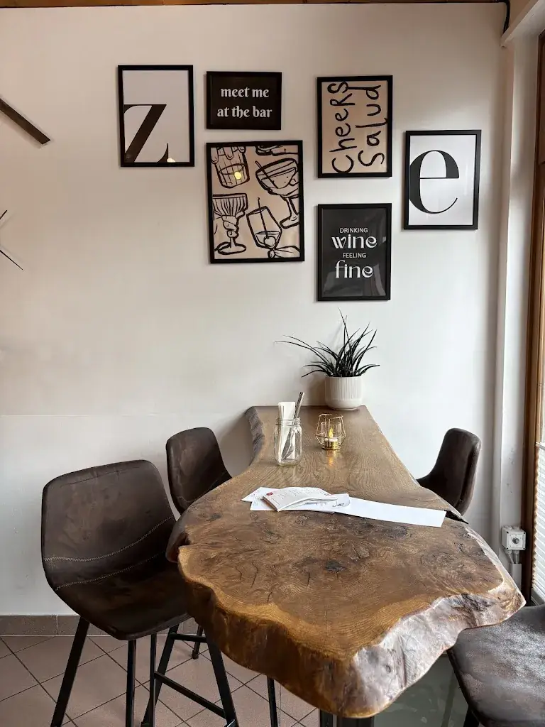 Zweierlei Caféhaus & Bar_Abtenau_slider_image_2