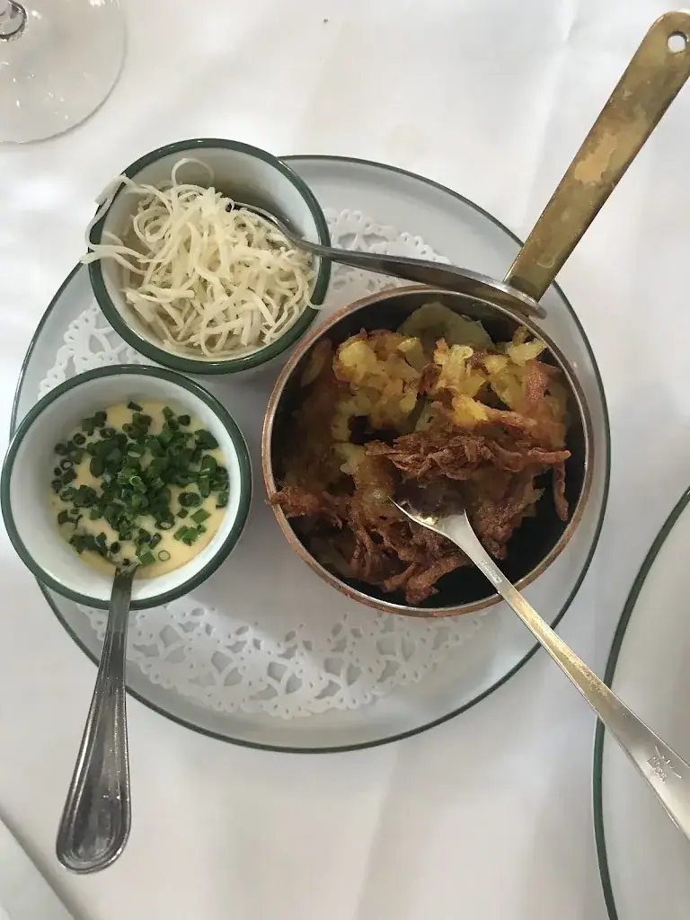 Menu_Schlosswirt zu Anif - Biedermeier-Hotel & Restaurant | Tagungshotel & Hochzeitsfeiern_Anif_image_8