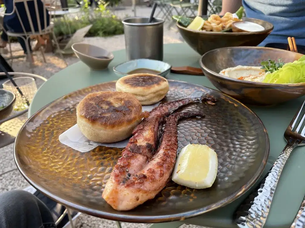 Menu_KOMBU Japanese Fusion Eatery_Anif_immagine_6