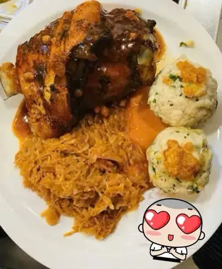 Phuong Emily_Mönchsberghof_Mönchhof_review