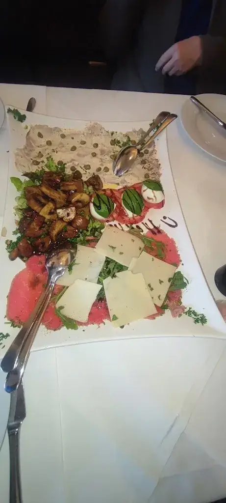 Alex König_La Trattoria da Pippo am Schlenderhan_Bergheim_recensione