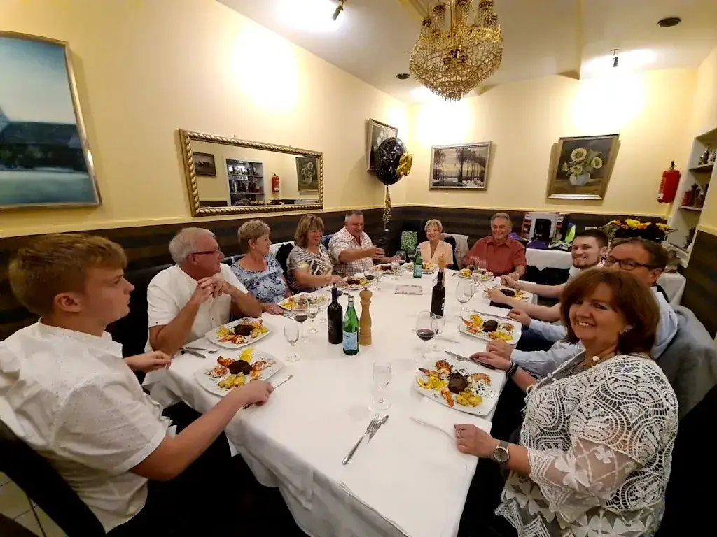 La Trattoria da Pippo am Schlenderhan_Bergheim_slider_image_3