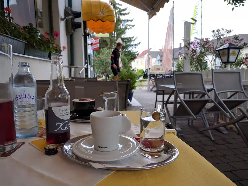 Herbert Poul_Turmhof Breitenbrunn_Breitenbrunn_review