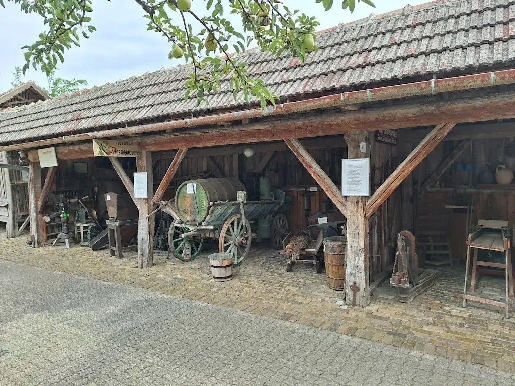 Nick G._Dorfmuseum Mönchhof_Mönchhof_review