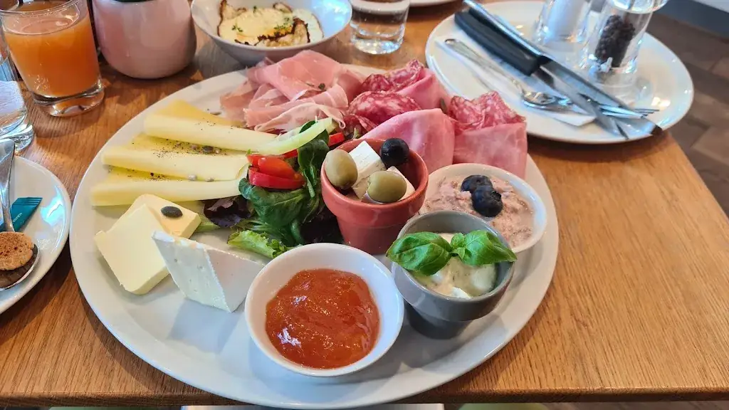 Adelin Jitea_Cafe Freiraum_Altenmarkt im Pongau_review