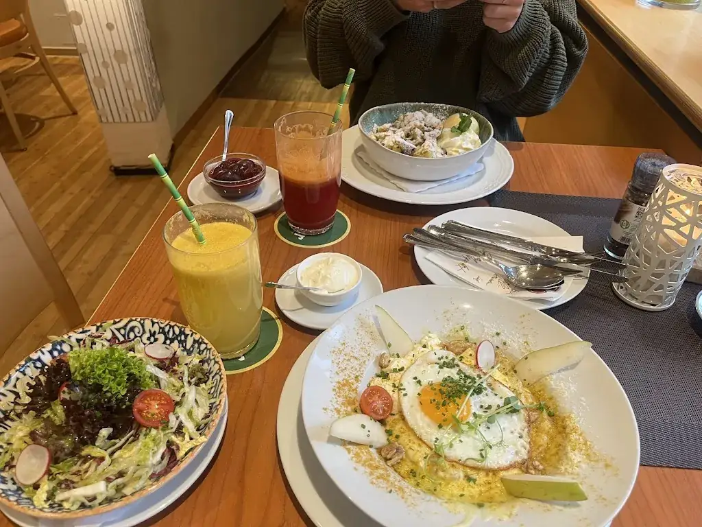 zdeňka povejšilová_Kraut & Rüben_Bad Hofgastein_recensione