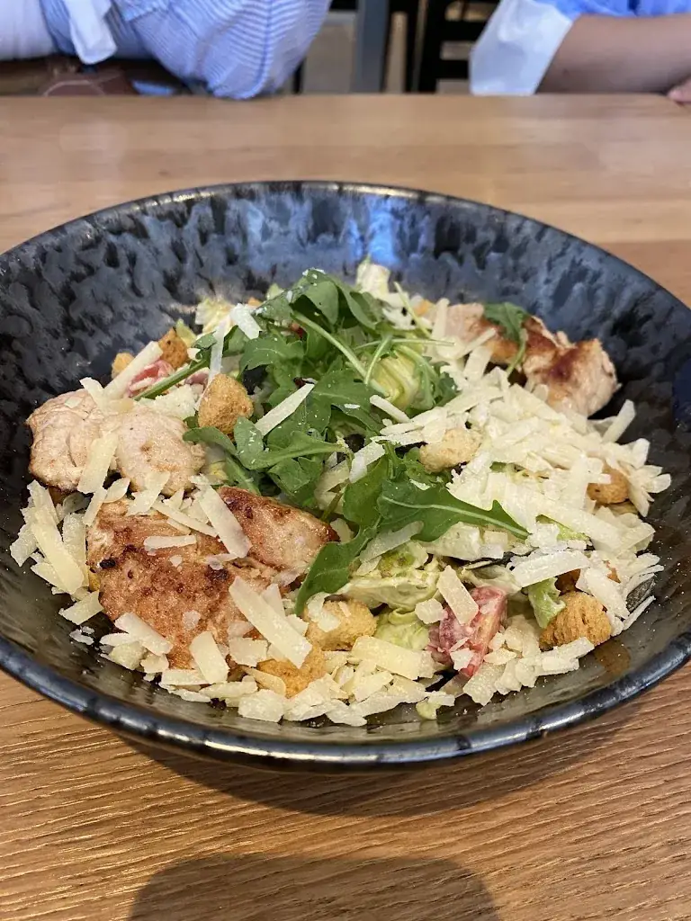 Ohoud Saud _Restaurant Auszeit Dinner & Bar OG_Bad Hofgastein_review