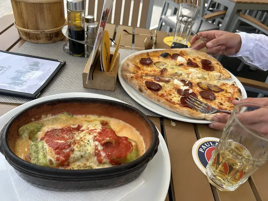 Melanie Cramer_Ramazotti's Pizza_Bad Hofgastein_review