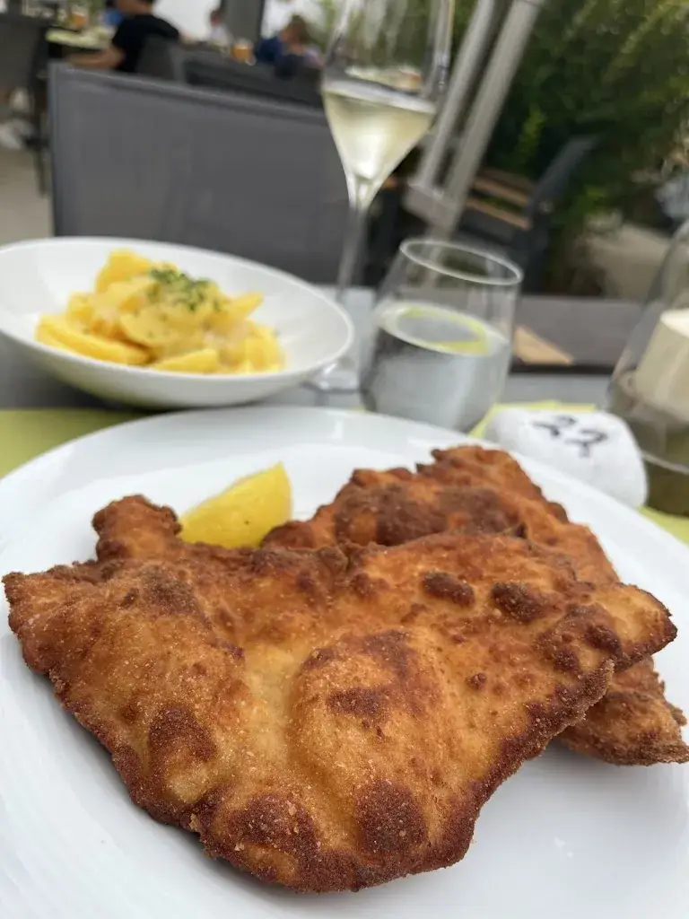 Margareta Ceresnova_Philips Genussheuriger_Mörbisch am See_review