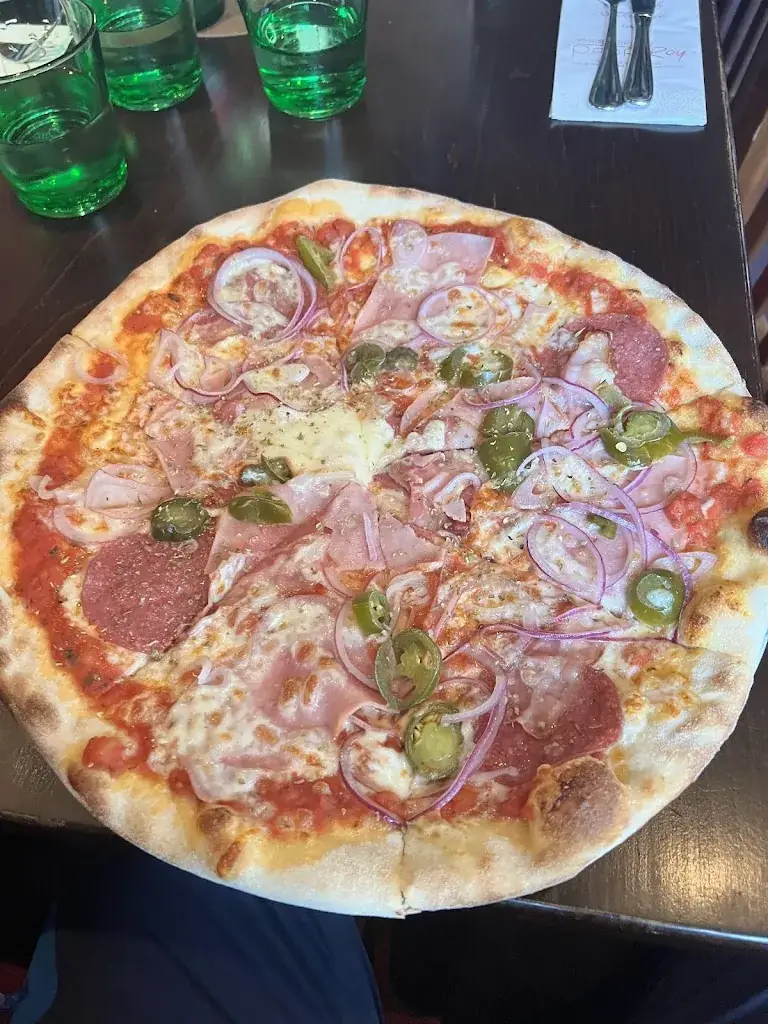 Papa Roy Pizzeria Restaurant Café_Bischofshofen_slider_image_3