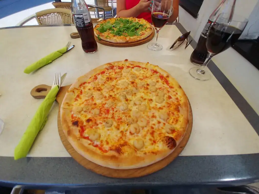 Adib Berrady_Pizzeria Alla Casa - Pizza aus dem Holzofen_Bischofshofen_recensione