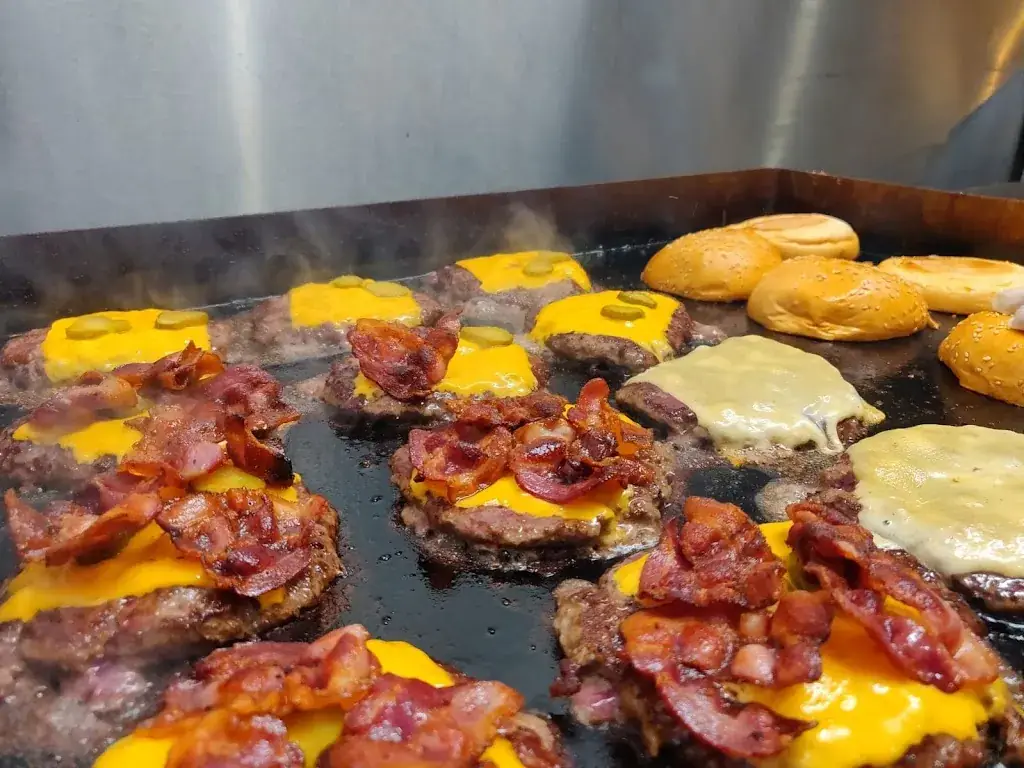 Mr. Burnz_Bürmoos_slider_image_3