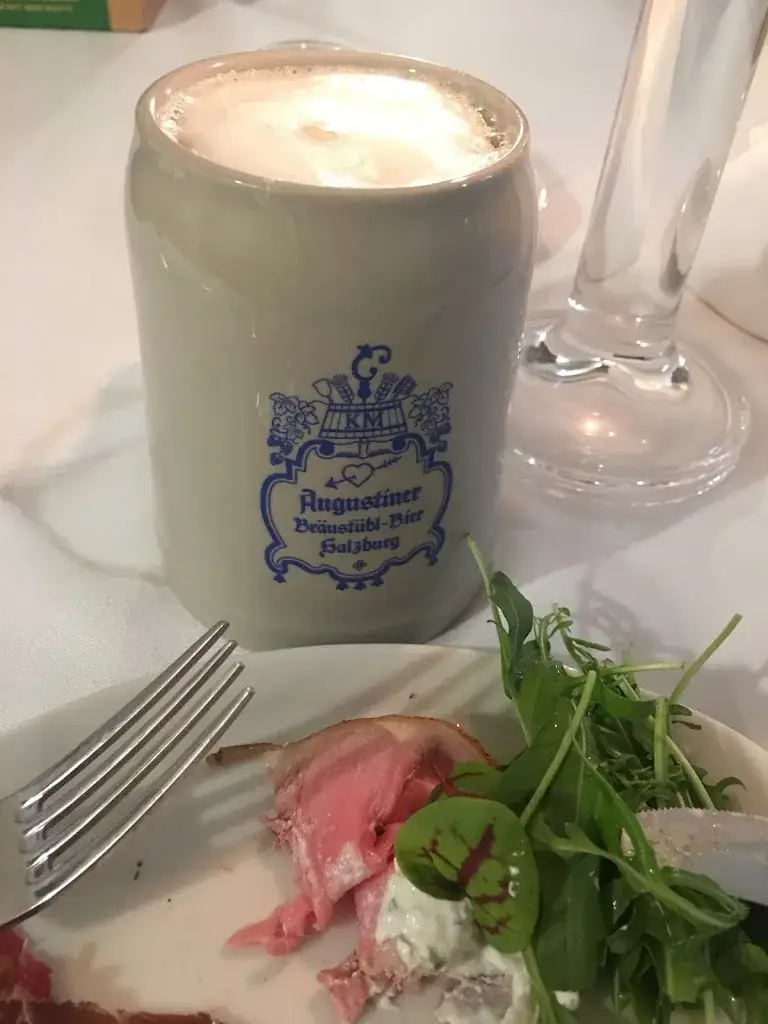 Alexander Killer_Kellnerei Michaelbeuern_Dorfbeuern_avis