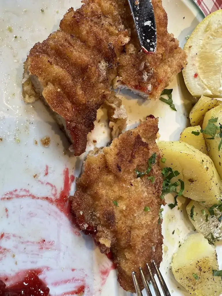 lila zan_Gasthaus Zacherlbräu_Bruck an der Großglocknerstraße_avis