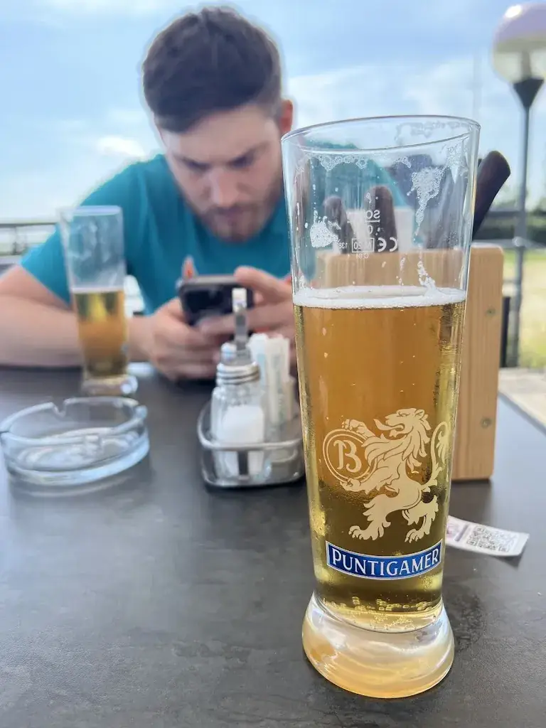 Haki Girl_Captain's Seeterrasse am Neusiedler See_Mörbisch am See_review