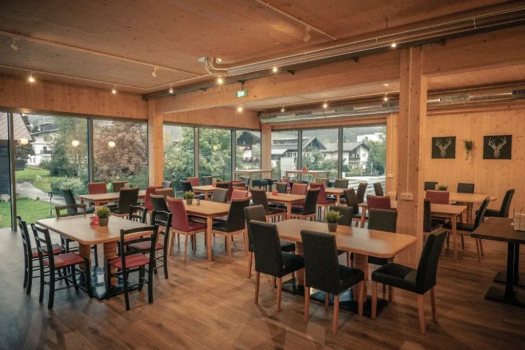 Genussplatzl Eben - Imbiss, Fleisch & Wurst ristorante a Eben im Pongau