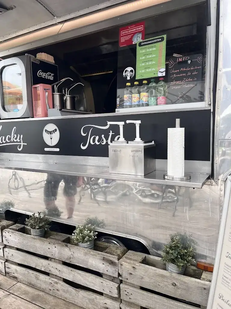 Dave F._Lacky Taste_Ebenau_recensione