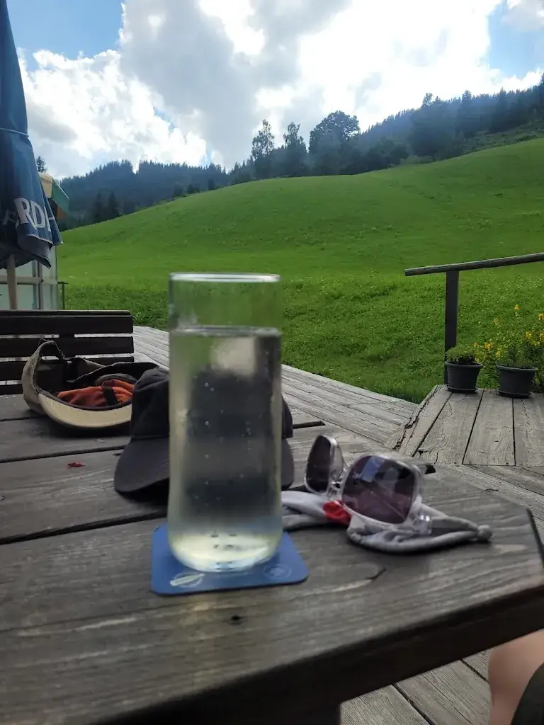 Drakunus RC Maniac_Jausenstation Almhäusl_Dienten am Hochkönig_review