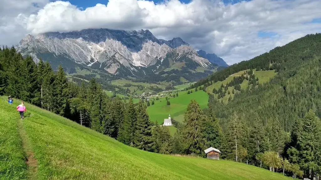 Juan Cea-Claver_Grünegg Alm & Hochkönig Edelbrennerei_Dienten am Hochkönig_avis