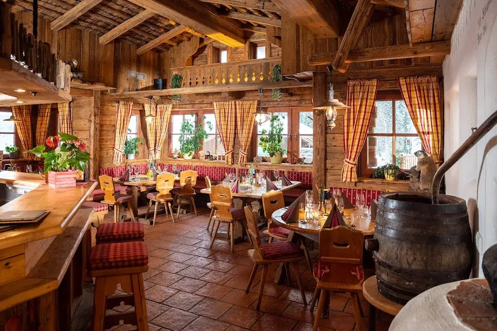 Grünegg Alm & Hochkönig Edelbrennerei_Dienten am Hochkönig_slider_image_1