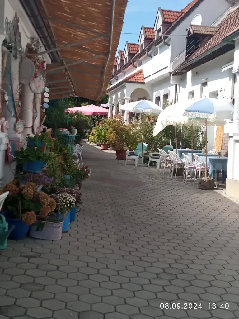 Zum bunten Storch_Mörbisch am See_slider_image_3