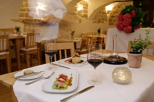 Wirtshaus im Hofgassl_Mörbisch am See_slider_image_1