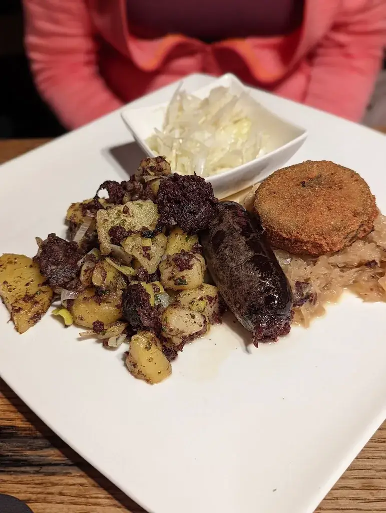 Maxi George_Unterhof Alm_Filzmoos_review