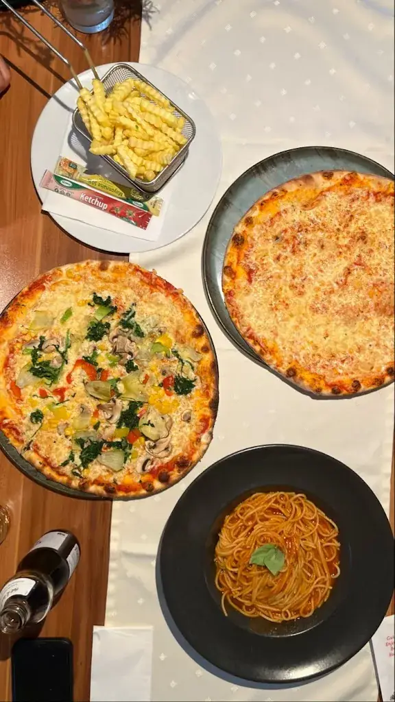 Tarik Basher_Pizzeria Pinocchio_Filzmoos_avis