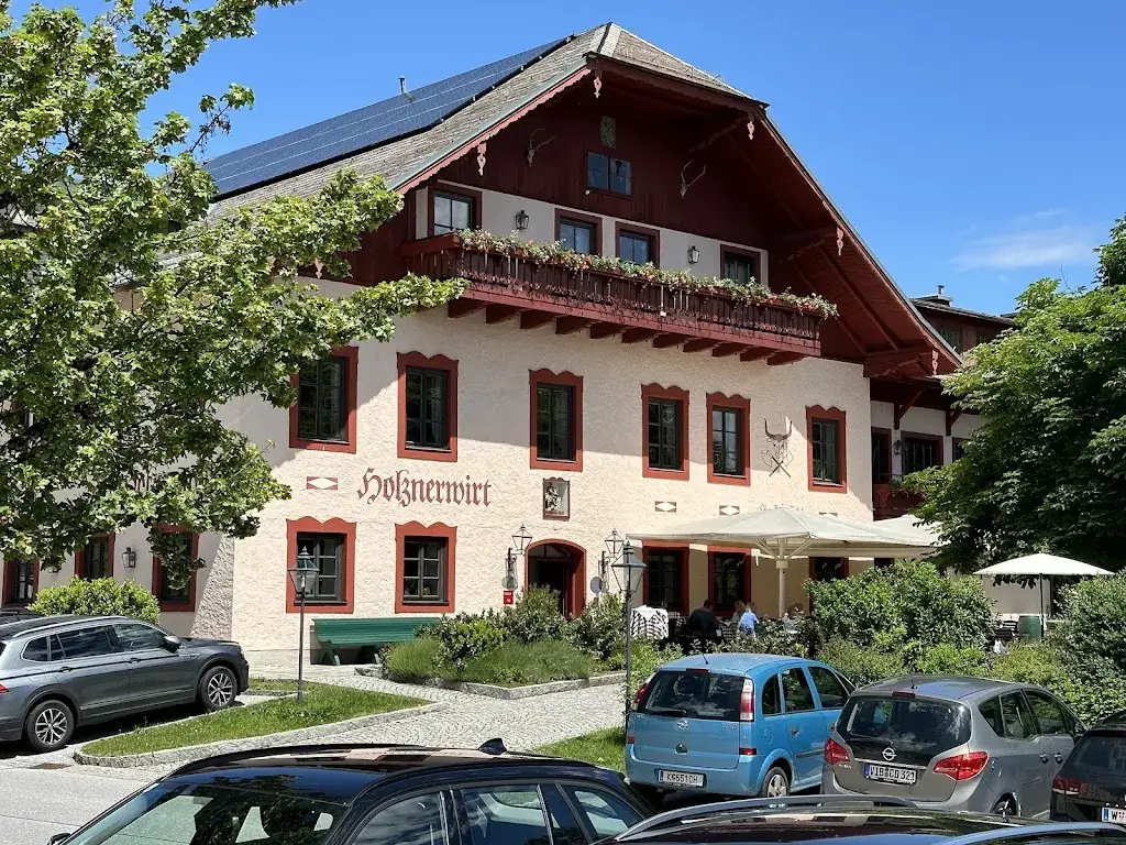 Stephen Ismert_Der Holznerwirt._Eugendorf_avis