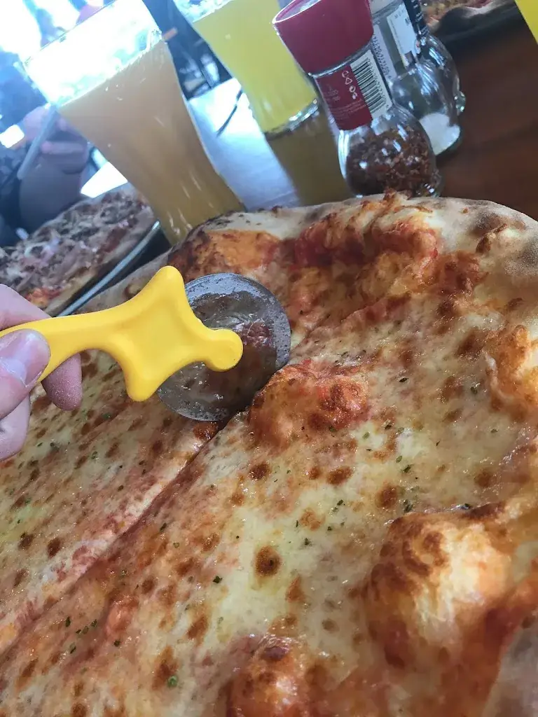 Beny_LOMBARDO | Pizza Per Tutti - Ristorante_Eugendorf_avis