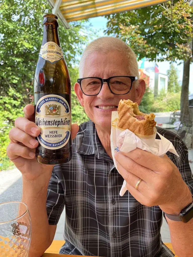 Mark Parcher_Jaus’nHütt’n Eugendorf_Eugendorf_avis