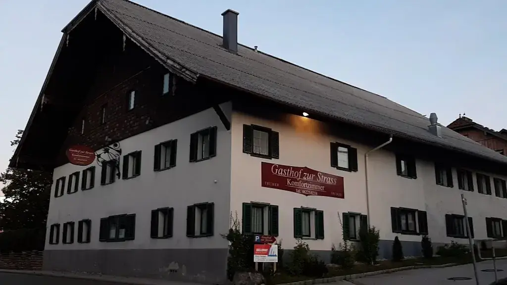 Gasthof zur Strass_Eugendorf_slider_image_2