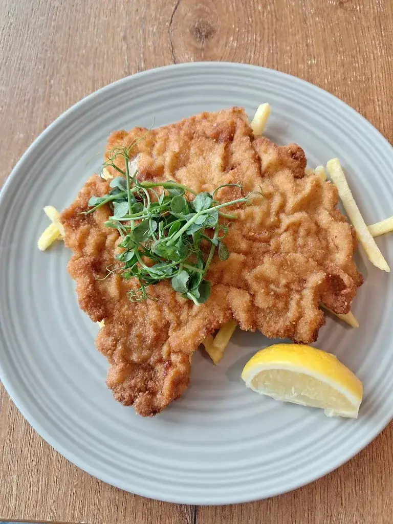 mömax Restaurant Eugendorf_Eugendorf_slider_image_2