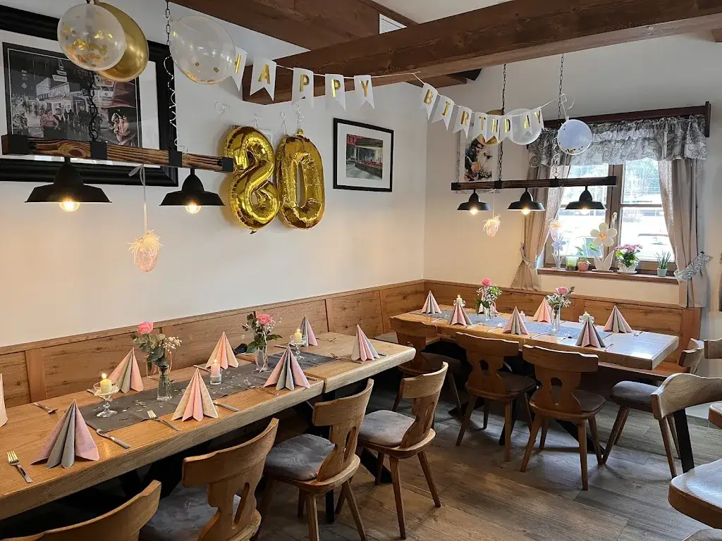 Hasi Hendlstubn_Elsbethen_slider_image_1