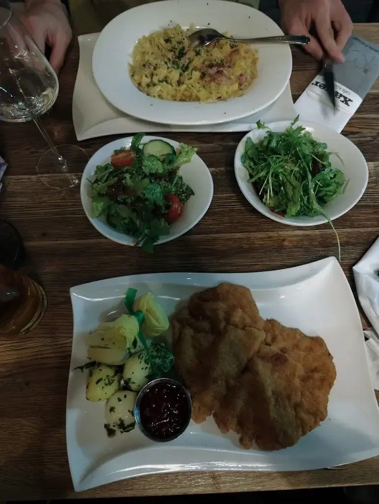 Pamela_XAVER cafe.küche.bar_Elsbethen_avis