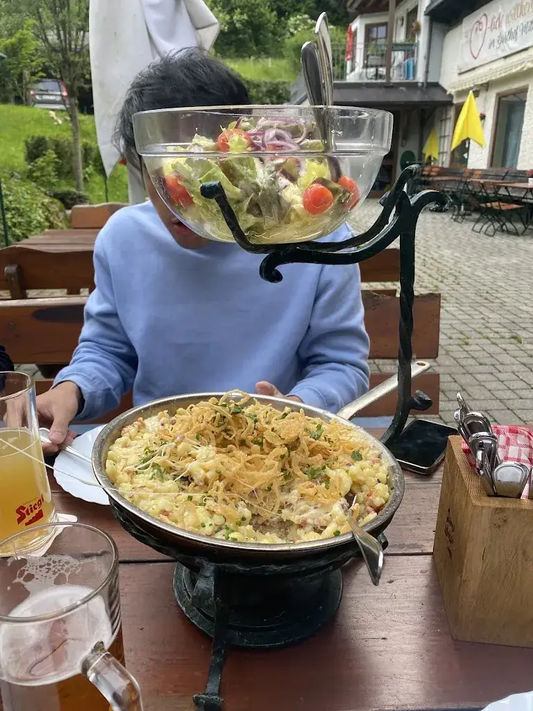 Kari Amor_Gasthof Mitteregg_Elsbethen_review