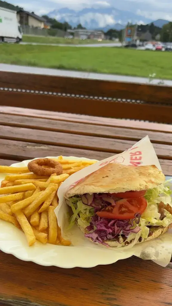 Taim Alita_Royal Kebap Pizza Haus_Elsbethen_avis