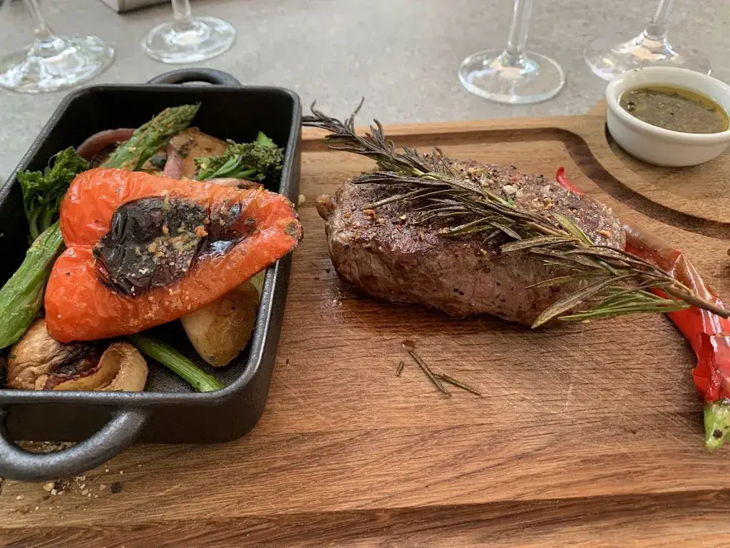 Stf Scw_Olymp’s Restaurant_Eching_review