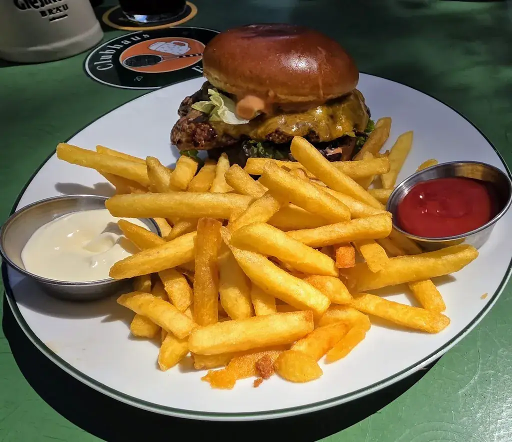 Clubhaus Eching - Restaurant, Bar & Biergarten_Eching_slider_image_3