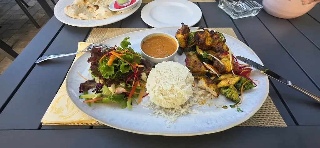 Sascha ter Smitten_Ashish - Indisches Restaurant_Eching_reseña