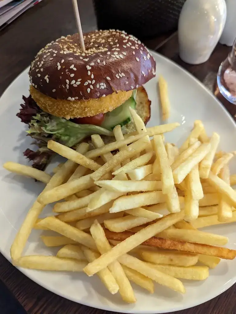 Menu_mömax Restaurant Eching_Eching_image_8