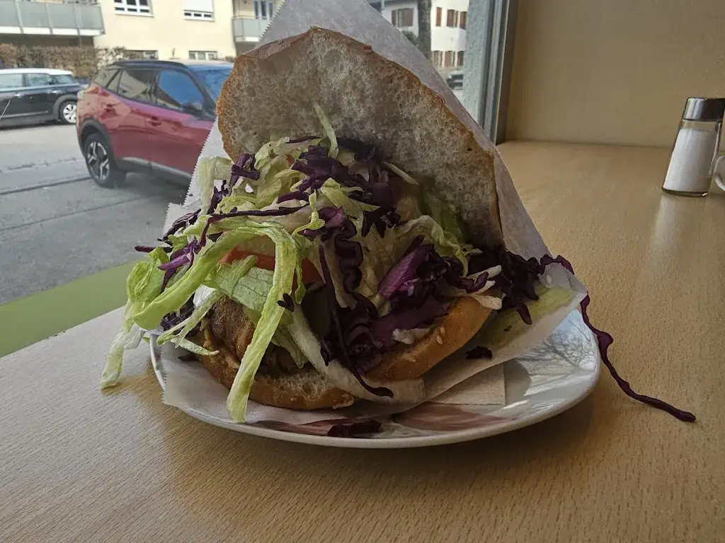 Sahra Döner und Feinkost_Eching_slider_image_3