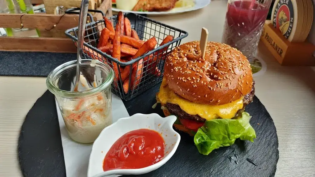 Ausflugslokal Sankt Georgenberg Bad Rodach_Georgenberg_slider_image_2