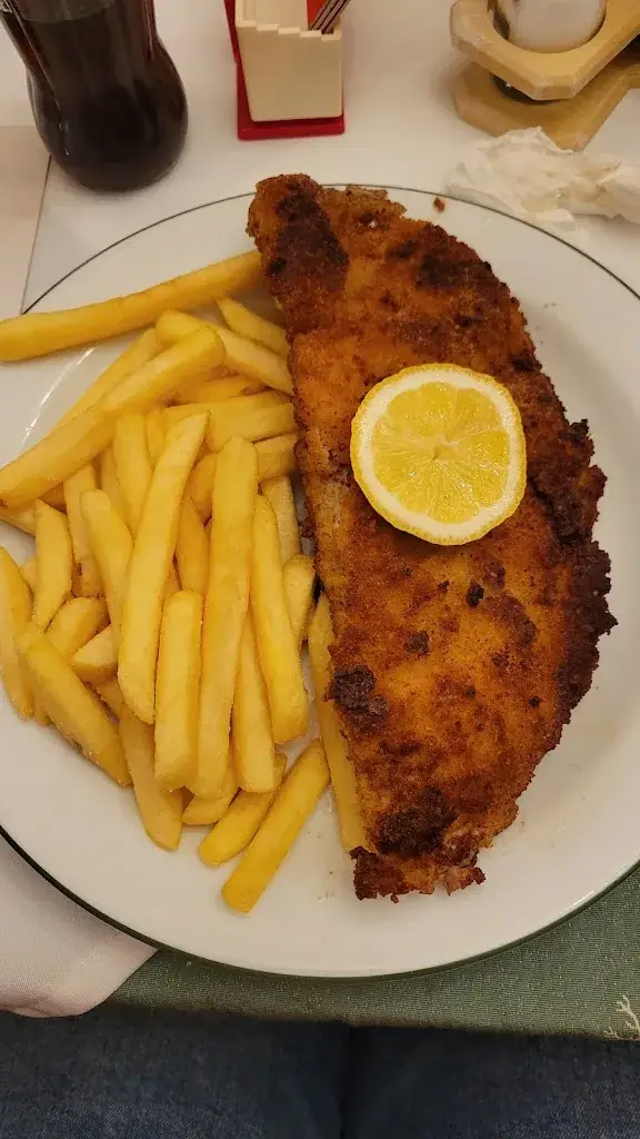 Annah Noyes_Gasthof Racklwirt_Grödig_review