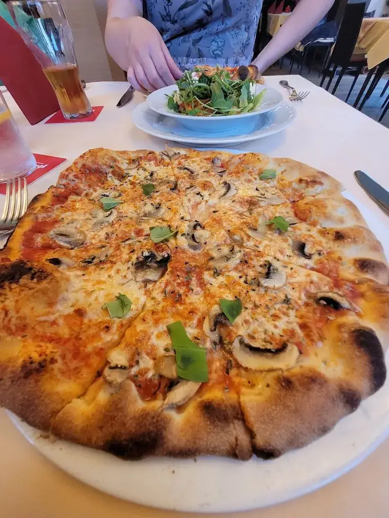 Rebecca Chadwick_Rossini Restaurant_Grödig_recensione