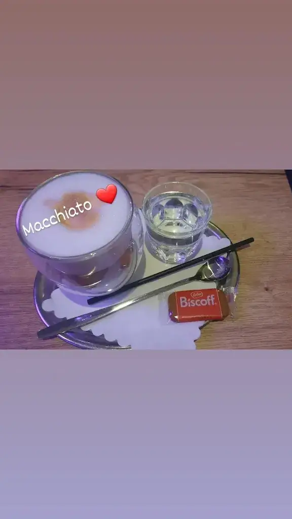 Jen Aquino_D&D Café•Cocktailbar•Bistro_Neufeld an der Leitha_avis