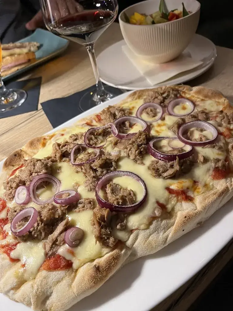 R Scho_D&D Café•Cocktailbar•Bistro_Neufeld an der Leitha_avis