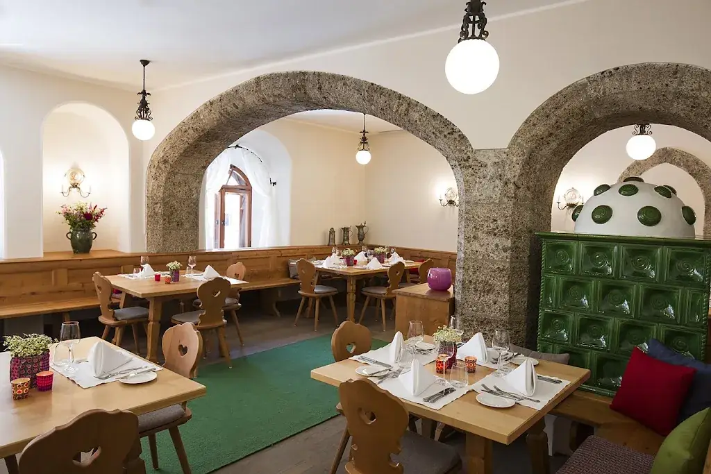 Döllerers Wirtshaus restaurant à Golling an der Salzach