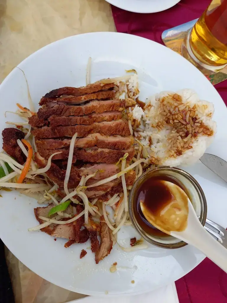 Marina Guttler_21. Asia - House_Neufeld an der Leitha_review